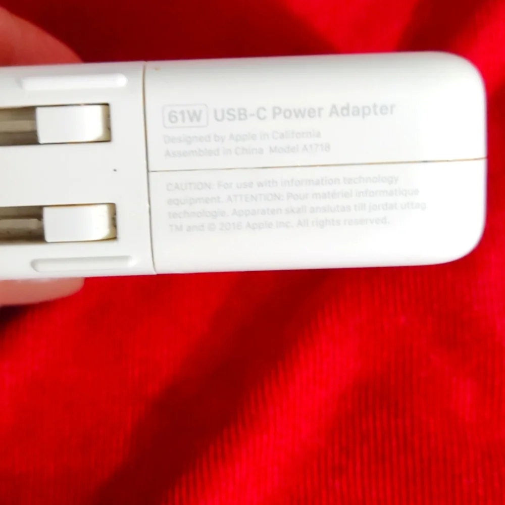 Genuine Apple A1718 Power Supply Charger 61W APPLE Laptop USB-C Power Adapter